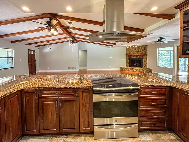 3502 Sunbeam Dr — Photo 5
