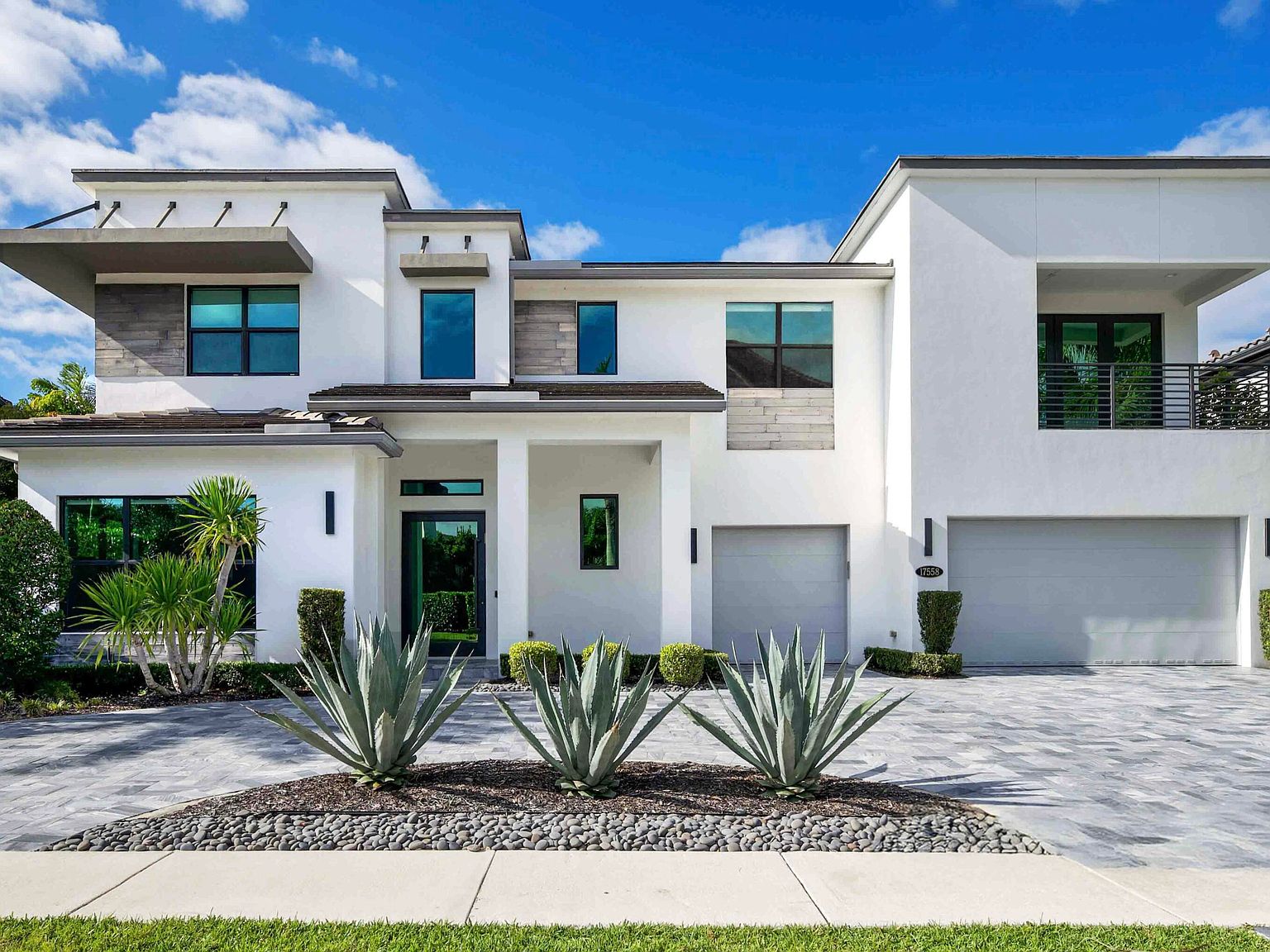 ここページ 17558 Cadena Drive, Boca Raton, FL 33496 | MLS #B26017652 | Zillow