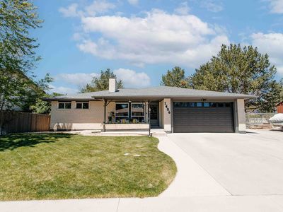 1406 Sherwood Dr, Montrose, CO, 81401