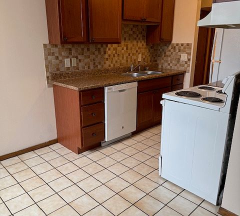 4th image of 3836 Nicollet Ave APT 105