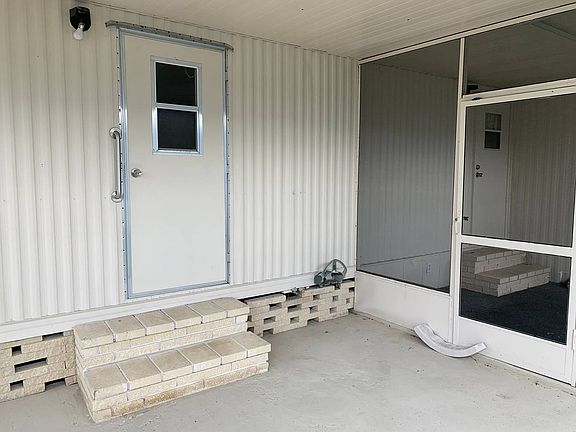 2nd image of 1222 Whisper Lake Blvd N #23