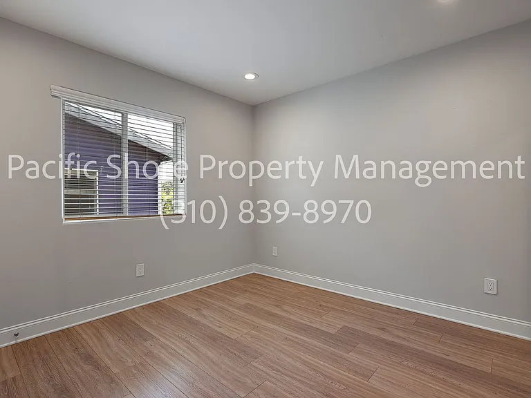 7205 S. La Cienega Apartments — Photo 38