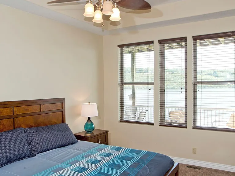 170 Crescent Blf — Photo 9