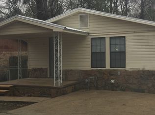 313 Madison Dr, Texarkana, TX 75501