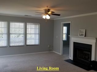 14154 Cuddy Loop APT 202, Woodbridge, VA 22193
