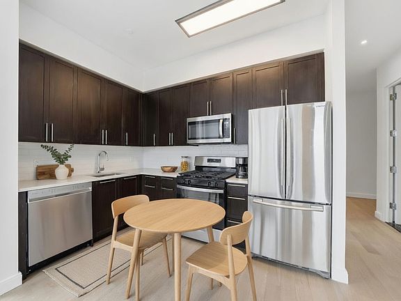 4th image of 152-11 89th Ave #439