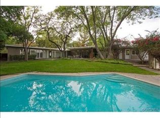 4860 Nomad Dr, Woodland Hills, CA 91364