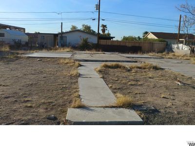 1842 Riviera Blvd, Bullhead City, AZ, 86442