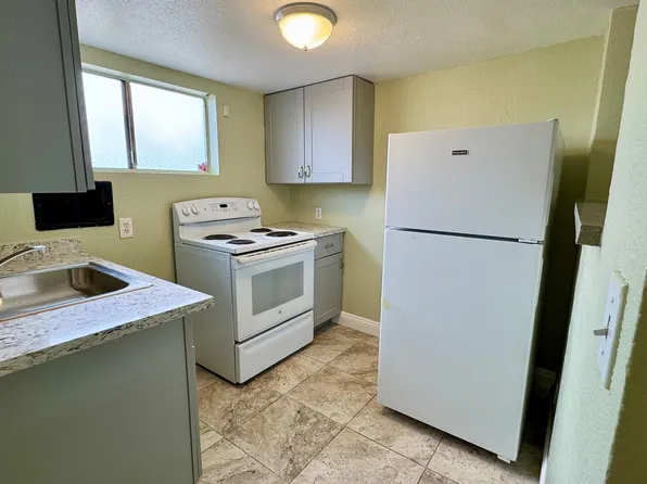 6225 Casada Way, Las Vegas, NV 89107