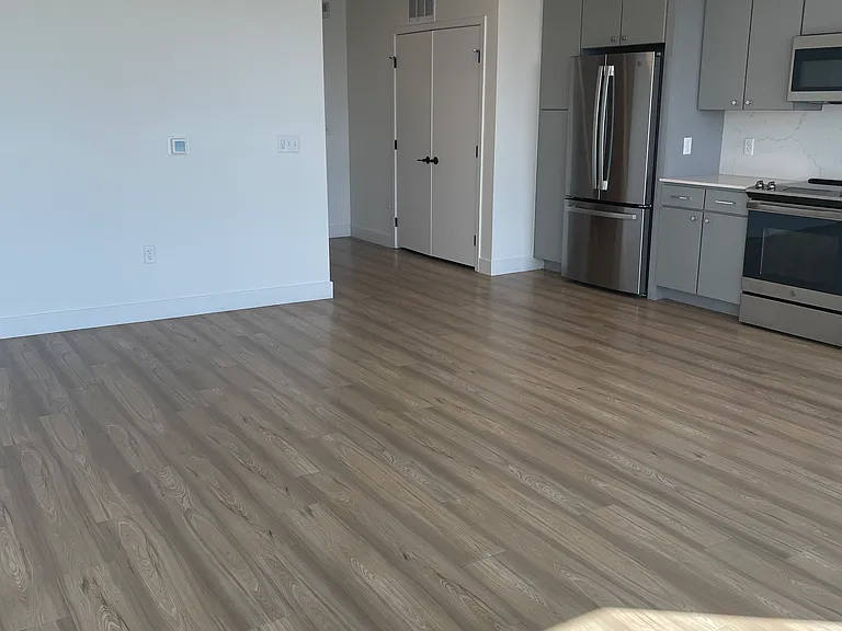 601 Park Ave W #1121 — Photo 13