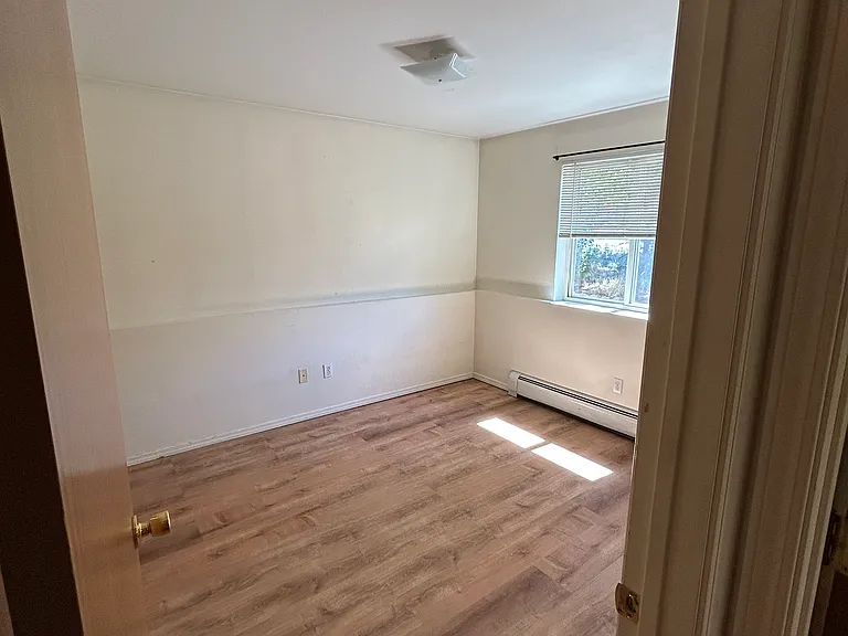 213 E 7th Ave #B — Photo 6