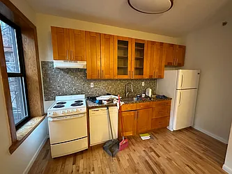 Rented by Premier Metro Realty Corp