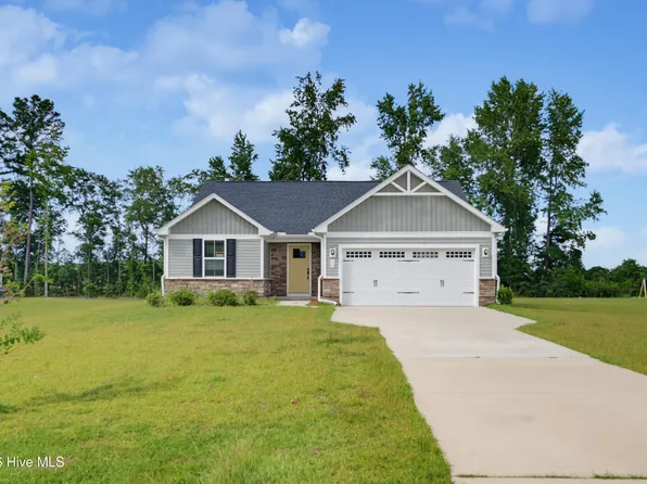 36 Deerfield Lane, Tabor City, NC 28463