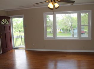 2009 Old Wells Hill Rd, Fayetteville, TN 37334