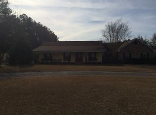 6913 Plantation Rd, Vancleave, MS 39565