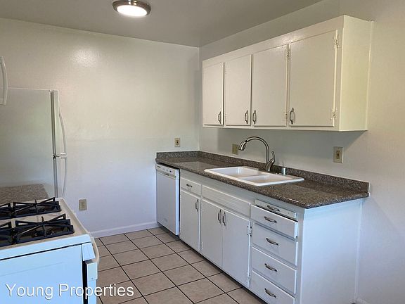 4th image of 3226 Northgate Blvd #7