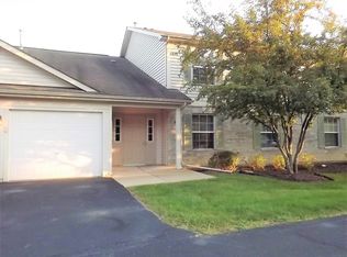 984 N Village Dr UNIT 1, Round Lake Beach, IL 60073