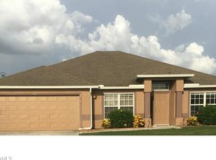 2013 NE 7th Pl, Cape Coral, FL 33909