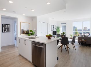 153 E 4th St #PENTHOUSE, North Vancouver, BC