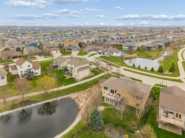420 NE Cardinal Ln, Waukee, IA 50263