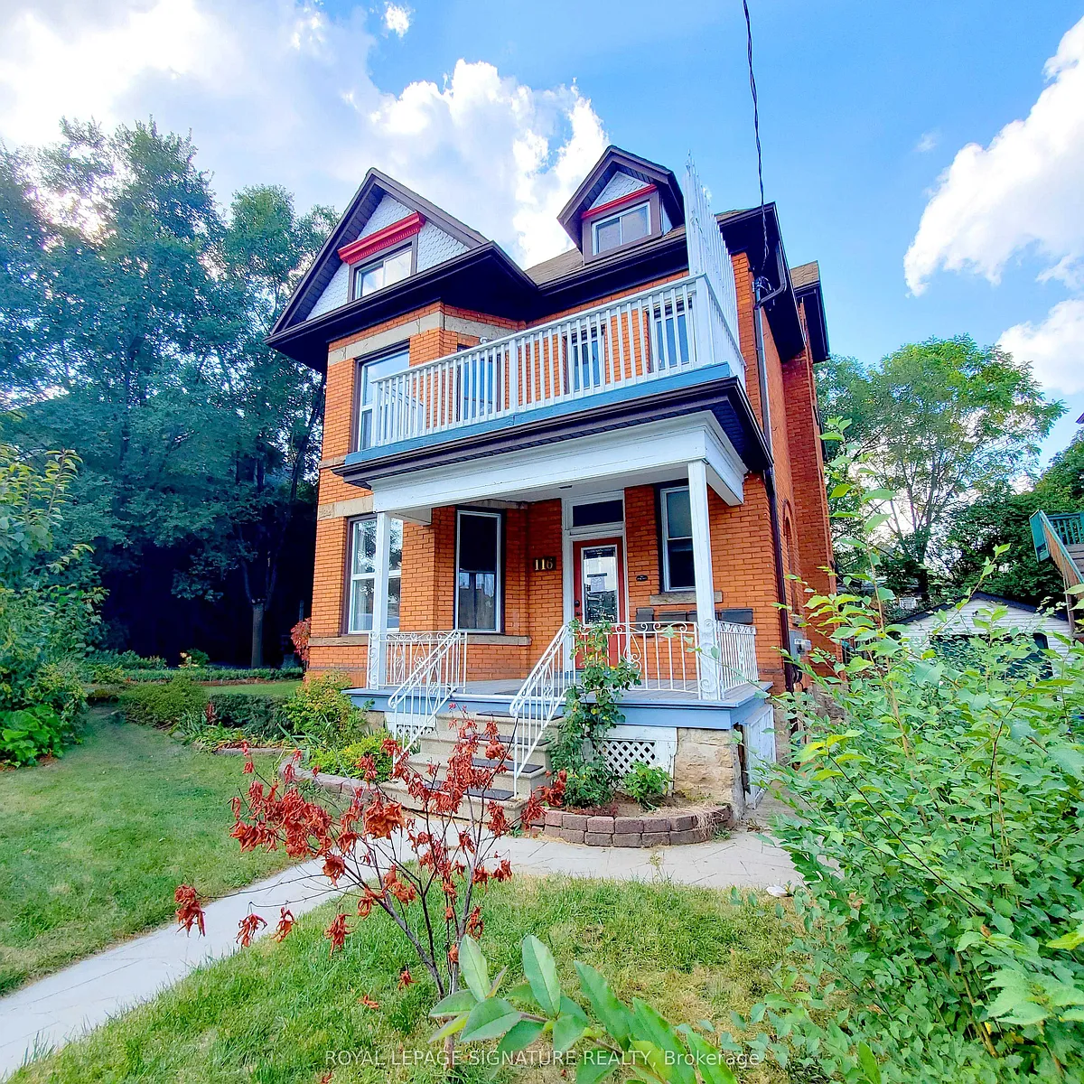 Building Photo - 116 Fairholt Rd S #2