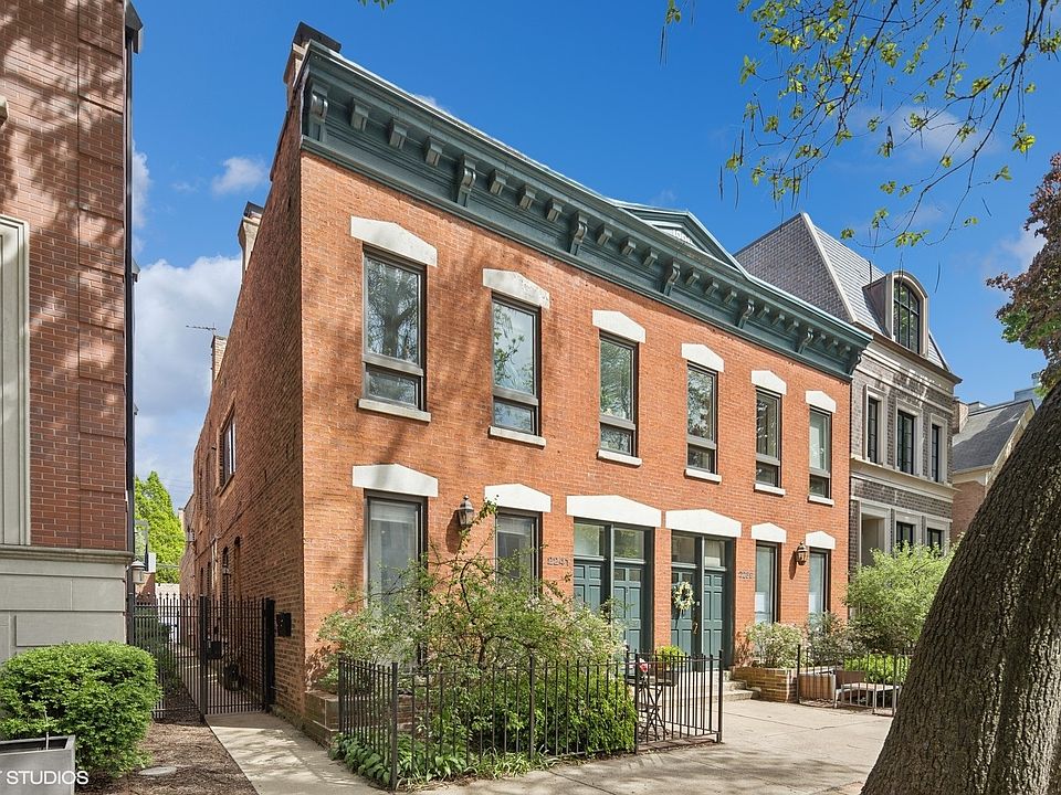 1st image of 2241 N Magnolia Ave #1