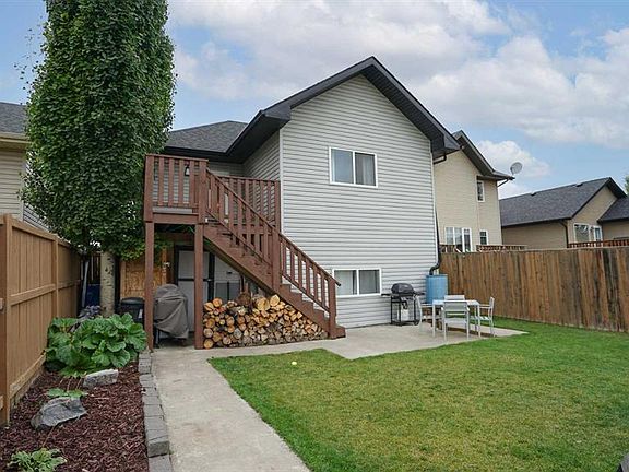 3rd image of 31 W Vickers Close