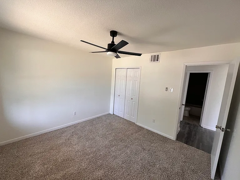 Room2