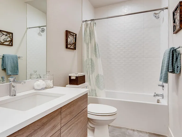 4457 E Warren Ave — Photo 3