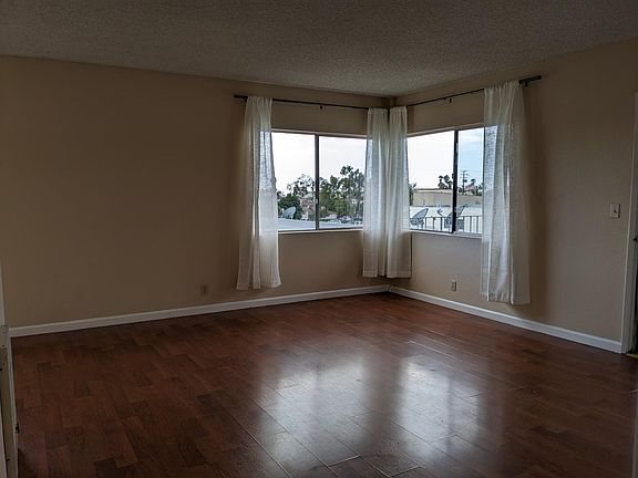 3rd image of 3452 Elm Ave Unit 308