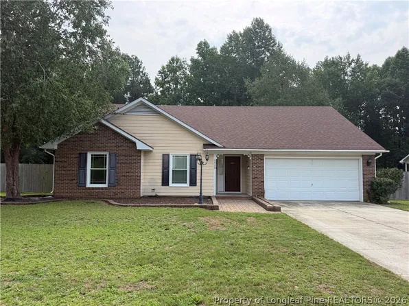1315 Oak Knolls Dr, Fayetteville, NC 28314