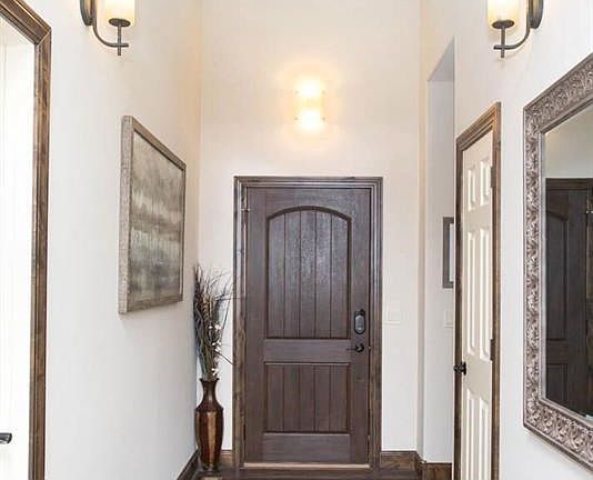 2nd image of 5227 Bell Ave