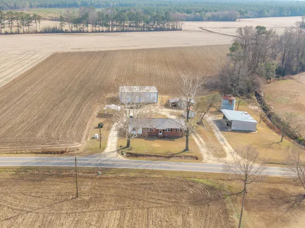 573 Langston Road, Newton Grove, NC 28366