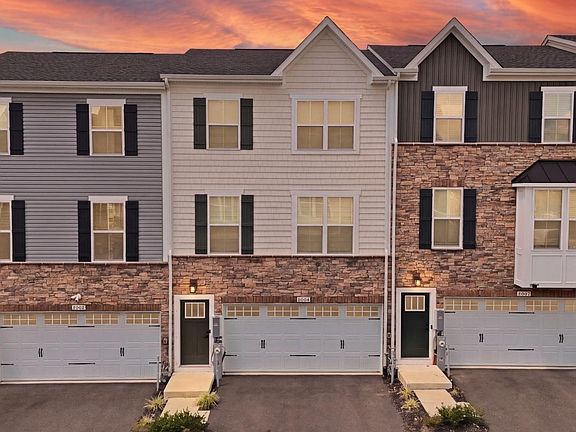 2nd image of 8004 Quail Rise Ln