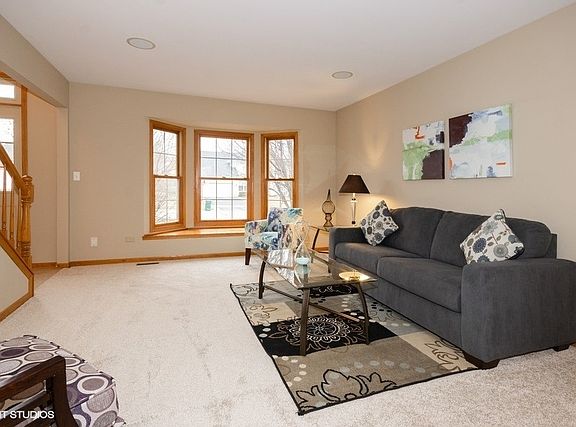 3rd image of 16864 Arbor Creek Dr