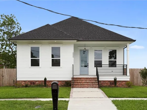 2324 Aycock St, Arabi, LA 70032