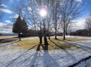 609 Jacklyn Ln, Corvallis, MT 59828