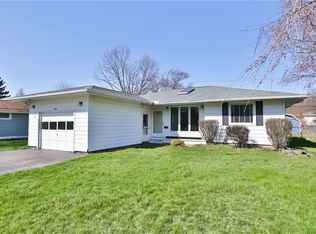 15 Ingram Dr, Rochester, NY 14624