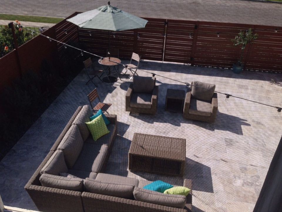 2nd image of 2076 Mandarin Dr