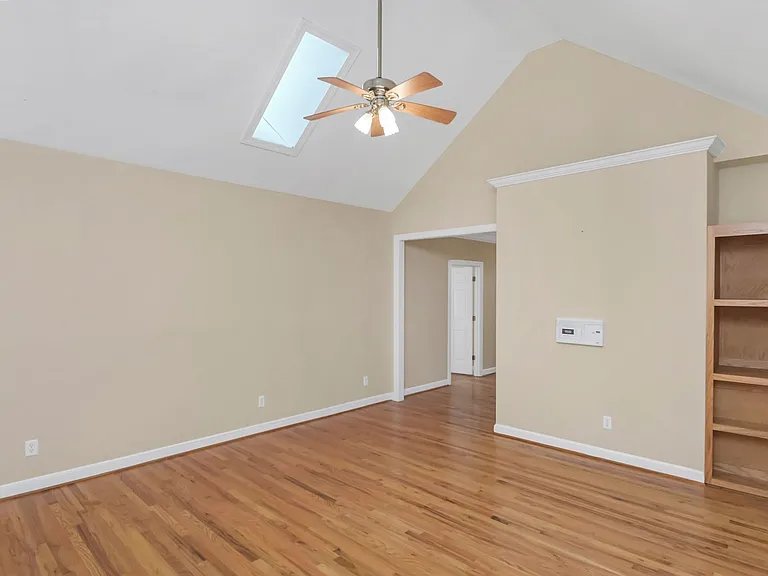 108 Hastings Point Dr — Photo 22