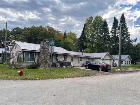 510 S Lake St, Harrison, MI 48625
