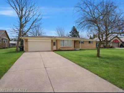 42442 Tessmer Dr, Sterling Heights, MI, 48314
