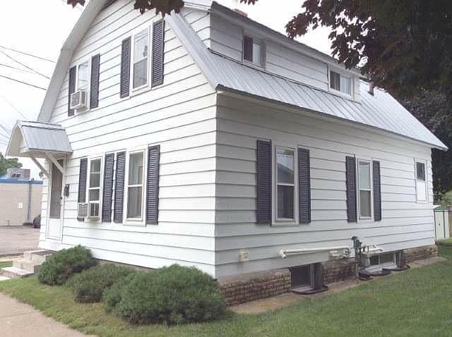 1st image of 319 W Belleview St APT 1