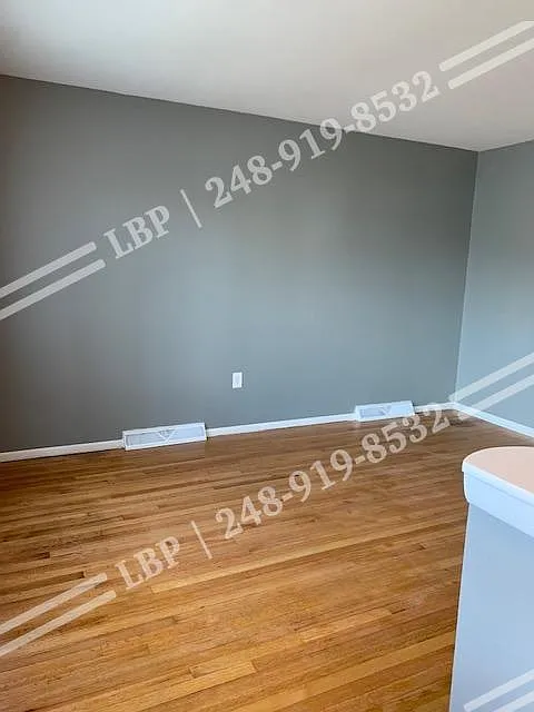 17243 Horger Ave — Photo 3