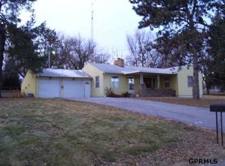 5502 N 51st St, Omaha, NE 68104