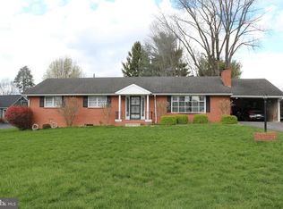 16710 Virginia Ave, Williamsport, MD 21795