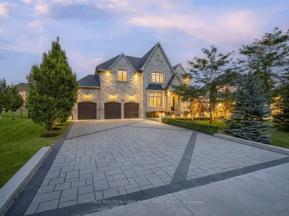 28 A Glenbourne Park Dr, Markham, ON L6C 1H4
