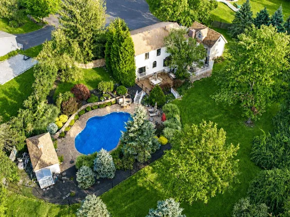 112 Mercury Court, Monroe, NY 10950