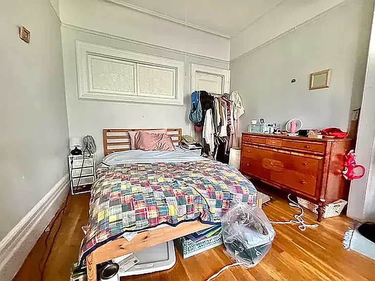 666 Park Pl #2R — Photo 25