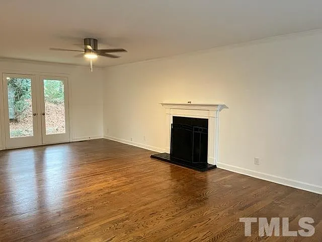 4 bed, 3.0 bath, 3406 sqft, $3,800 — Photo 3